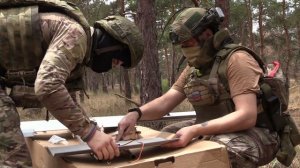 💥 Ударный дрон «Молния-2» уничтожил артиллерийское орудие врага на правом берегу Днепра  👀Операт..