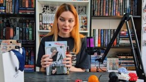 Книжные подарки и отзыв на любовный роман!