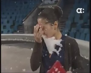 Журналистка и суровые горбатые парни...