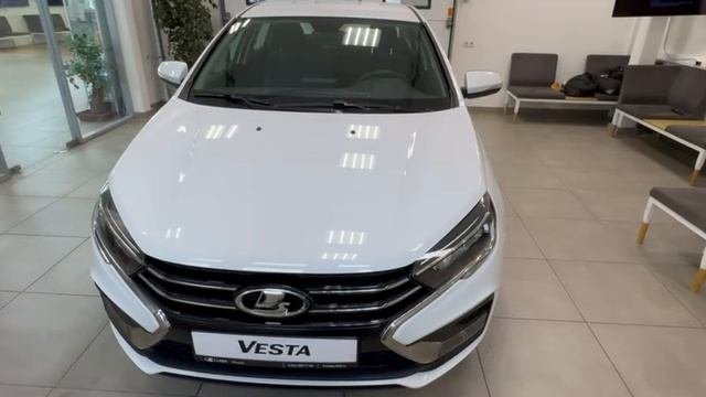 Lada (ВАЗ) Vesta 1.6 MT (106 л.с.) Enjoy'24 белый