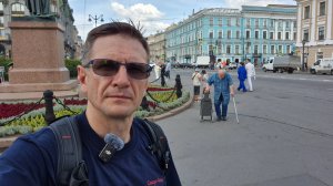 После Долгой Иммиграции: Вокруг Бесконечность и Суета