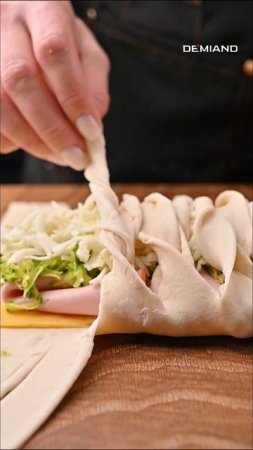 2 Слоёный пирог с огурцом и ветчиной