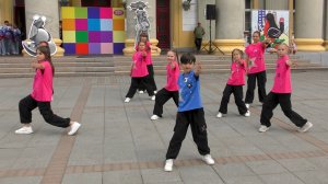 На концертах у ДК Горького . " You Can't Stop It "