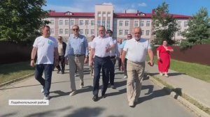 ЛенТВ24: Александр Дрозденко оценил реконструкцию школы в Лодейном Поле
