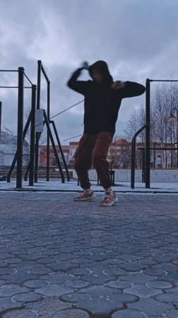Тренировка с борцовским жгутом, скакалка, нунчаку