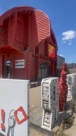 Деревянный дом из бревна в Краснодаре в виде Слона притягивает к себе внимание и как же там хорошо