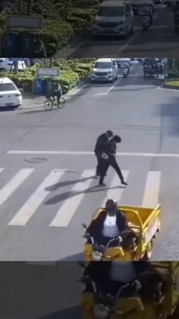 Идём за мной пешеход