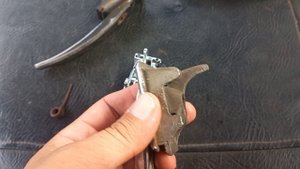 Уаз 452д. Сравниваем дверные ручки.