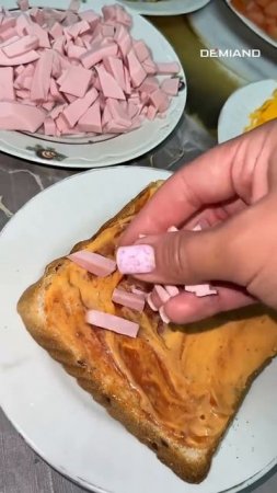 4 🍕Пицца на батоне за 5 минут