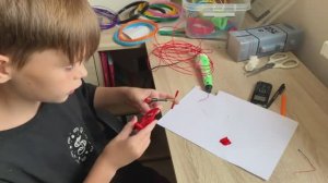 Трюки на Фингер самокате через перилку, которую сделал своими руками 3Д ручкой - sxwarden