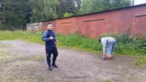 Команда Рядом. Молодец, хорошо, умница. Хозяин должен знать, как пользоваться командой