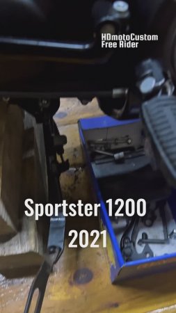 Почему течет масло из Sportster 1200?