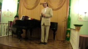 Вдоль по улице метелица метет