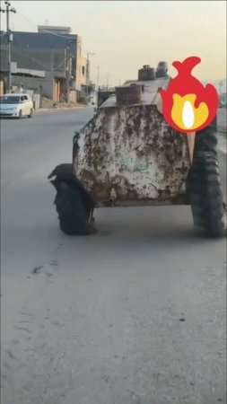 Рамазан хромает.