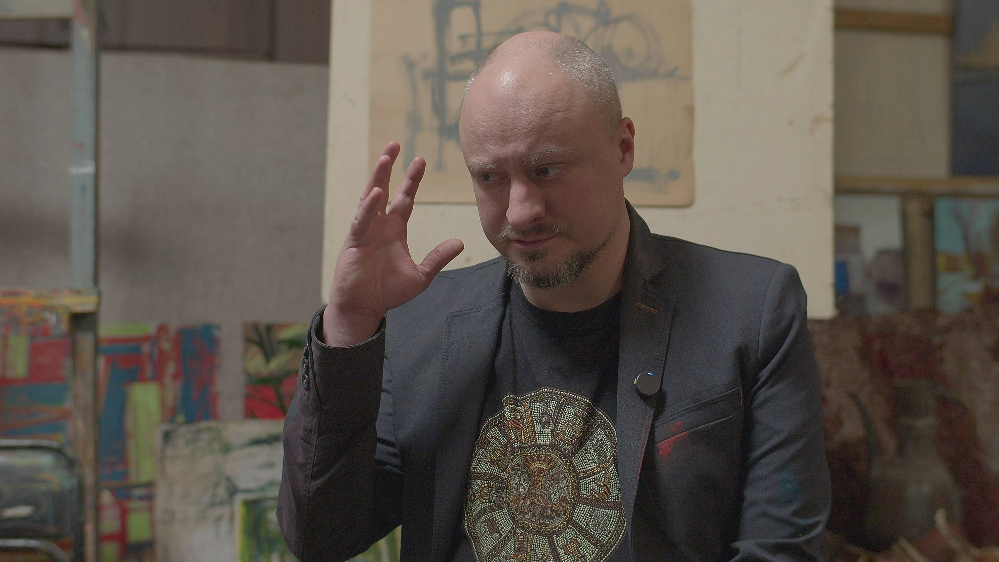 В мастерской художника Романа Кузьмина смотреть онлайн