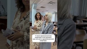 Вчера мы заглянули на большую персональную выставку моей выпускницы Татьяны! 🤩