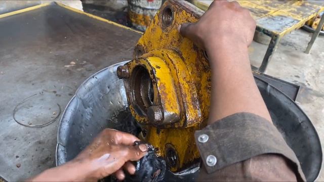 Удивительный гидравлический домкрат для ремонта бульдозера смотреть онлайн