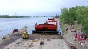 Спуск новой баржи - Таймлапс