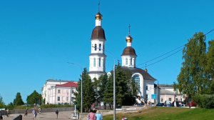 Мой короткий отпуск. Архангельск. Гуляю по набережной в день отъезда.Успенский храм. Гостиный двор