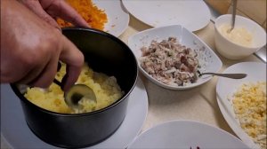 Sałatka wschodnia Śledź pod pierzynką