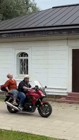 Мотообъединения «Северный человек» снова навестили ребят из хосписа !!!
