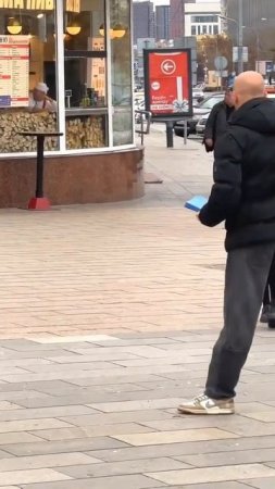 его даже начальник боится