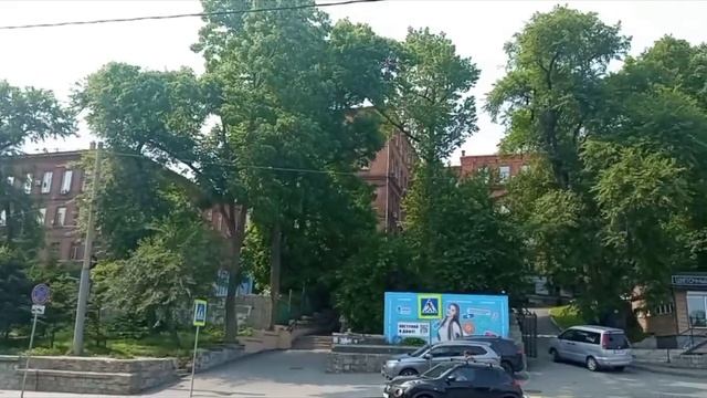 Стоит на Пушкинской 10 уже много лет смотреть онлайн