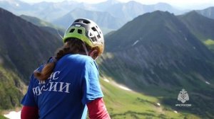 Альпинистская подготовка спасателей МЧС на Камчатке.mp4