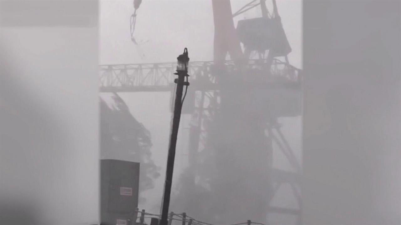 Мощная буря обрушилась на город Волжский в Волгоградской области