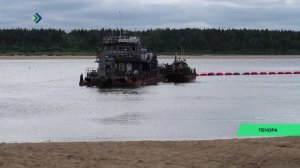 В Печоре приступили к дноуглублению на месте причаливания судов у правого берега реки