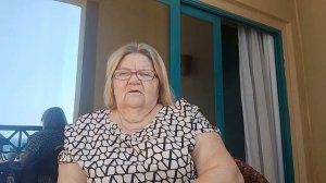 Как встречают отели своих гостей .?  Нужно отстаивать своё , а не проглатывать что подсовывают