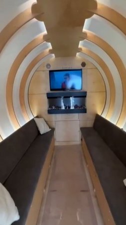 Хотели бы вы себе такой погреб? Много интересного здесь-https://t.me/turizm100