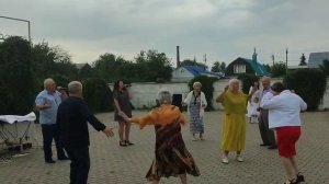 Песни из Ельца поют Елена Мухина и Юрий Бурдуков
