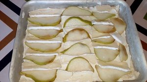 ✨ Нежный пирог с грушей и сыром "Camembert" — рецепт, который завирусился в TikTok! 🍐🧀