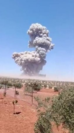 Склад боеприпасов взорвался в сирийской провинции Идлиб.
