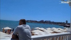 Геленджик набережная сегодня 25 июля 2025. Пляж Сады морей. Море и погода в Геленджике сейчас