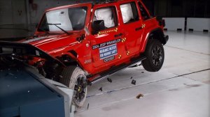 Краш-тест Jeep Wrangler 2024