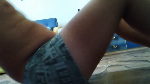 пытаюсь заниматься спортом но живот слишком большой 😅 смотреть онлайн