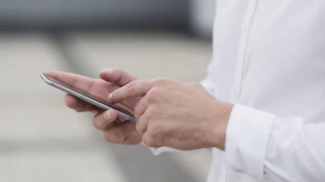 В Госдуме прокомментировали возможную блокировку Telegram и WhatsApp. смотреть онлайн