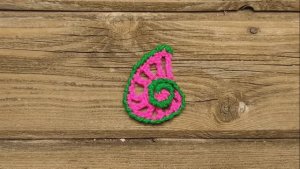 Рачий шаг крючком по спирали из центра