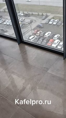 Укладка керамогранита на балкон
