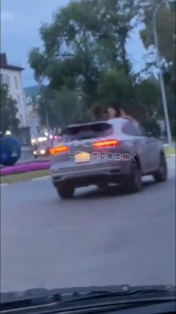😏В центре Ульяновска своя атмосфера