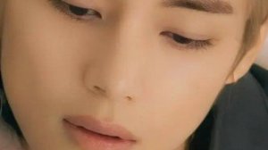 "Тэхён: Икона стиля и гармонии в мире моды ✨💎"