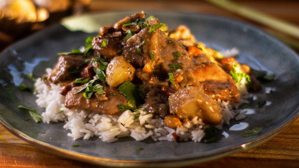 Курица с пастой карри массаман смотреть онлайн