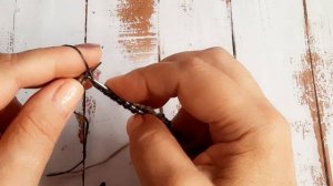 Набор петель с помощью дополнительной нити.