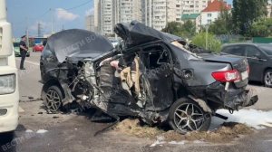 Двое мужчин погибли в жутком ДТП по улице Антонова-Овсеенко, которое произошло вчера. 😱
