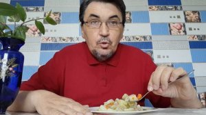 А я себе нравлюсь! Пусть я и не Ромео, но и не Квазимодо! Вот представьте себе! 25.07.25.