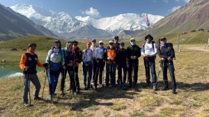 Группа Клуба 8000  "Памирские бродяги" на акклиматизационном выходе на высоту 4100