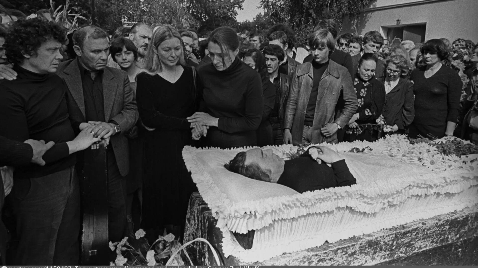 Реквием по Высоцкому... (Москва 25 июля 1980 года)   мелодекламация  автор и исполн. Андрей Михайлов