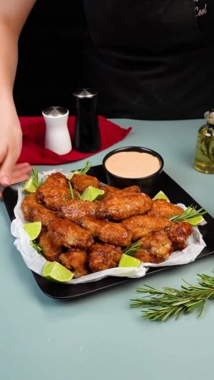 Секрет, который скрывают повара! Вот как приготовить лучшие куриные крылышки